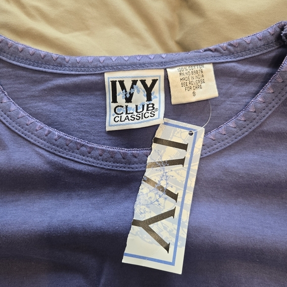 VTG NWT Ivy Club Classic Purple Short Sleeve T-Shirt with Embroidered Detail - Picture 5 of 7